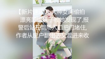 海角社区母子乱伦大神孤儿日寡母假期和家人打完麻将后，直接就把我妈按在麻将桌上给操了