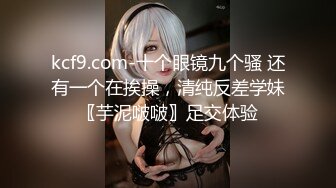 被男友开发调教而成的泰国群P女王「unicorn_2808」OF私拍 和两个壮男3P三穴一起满足