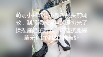 ❤️性感旗袍❤️好朋友的人妻老婆趁着老公不在家穿旗袍红色丝袜勾引我受不了只能满足她干一炮了！勾魂小翘臀