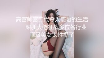    丝情小少妇跟小哥激情啪啪，直接在凳子上爆草玩弄， 浪叫呻吟对着镜头射在嘴里