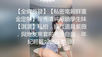 丝袜高跟露脸性感的大奶子姐妹花一起大秀直播给狼友看，淫声荡语不断撩骚，揉奶玩逼互相道具抽插精彩又刺激