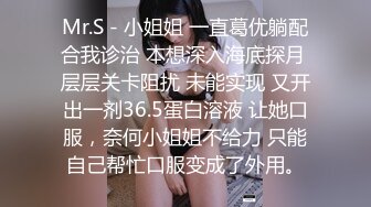 STP24085 丰满美臀小少妇  摸摸屁股扣骚穴  按头深喉口交  扶着大白屁股爆操 双腿肩上扛抽插